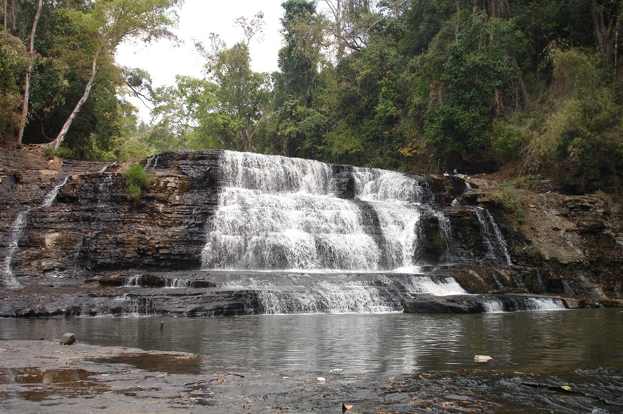 Thác Thủy Tiên