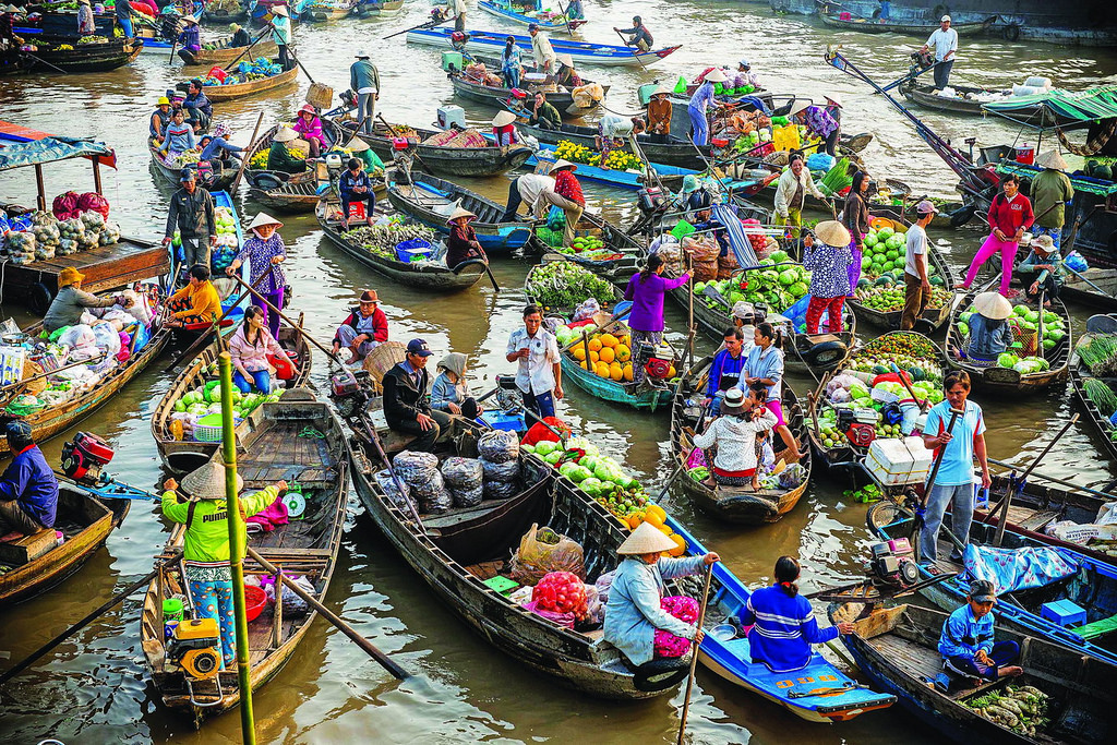 Chợ nổi Cà Mau