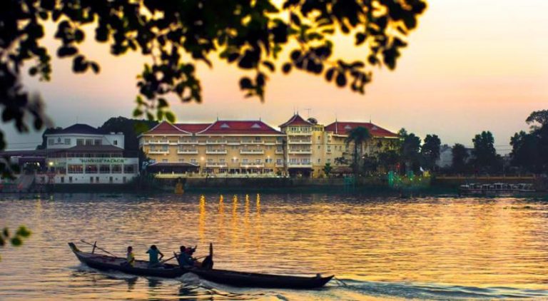 Lối kiến trúc mang hơi hướng theo thời Pháp thuộc (Ảnh: Vntrip.vn)