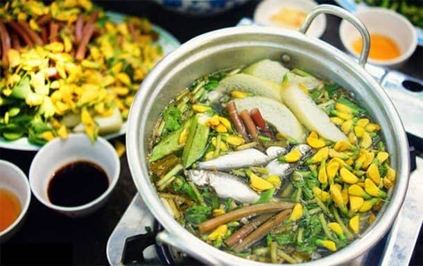 Lẩu cá linh bông điên điển luôn thu hút khách du lịch An Giang (ảnh sưu tầm)